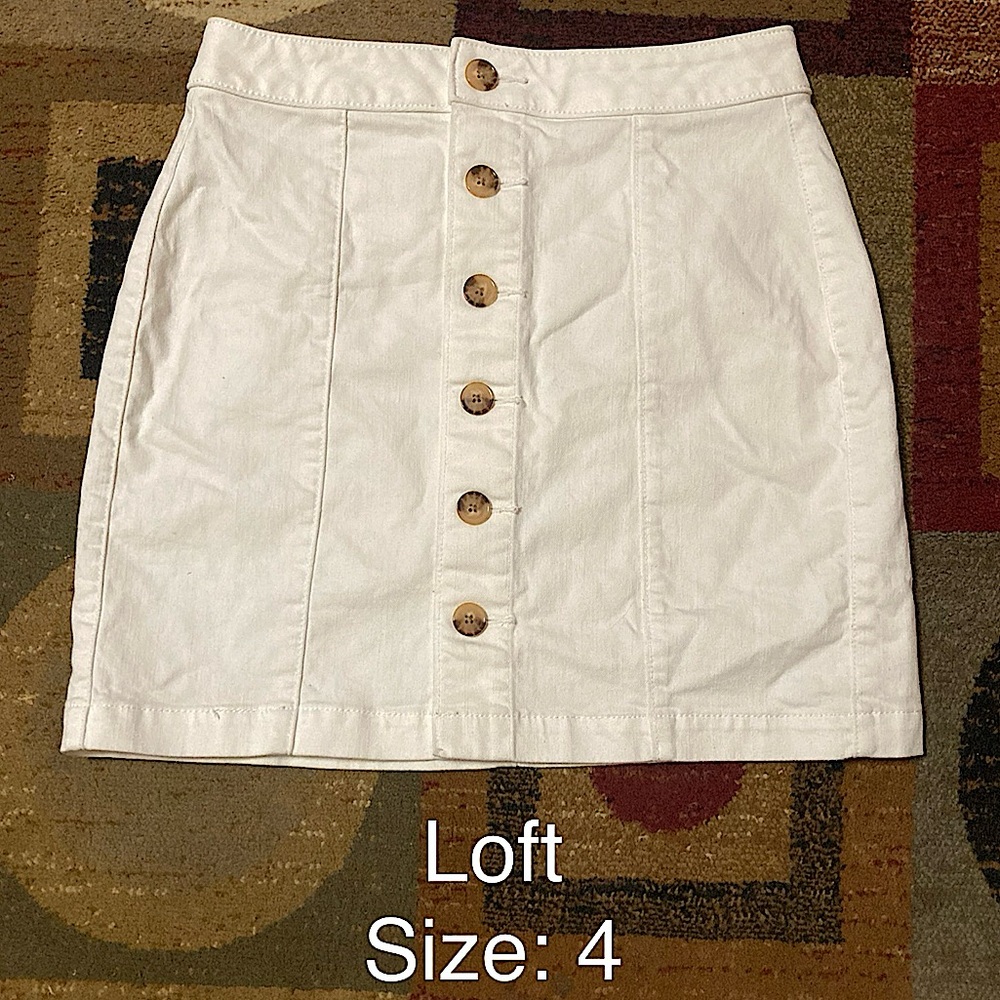 Loft white mini skiff